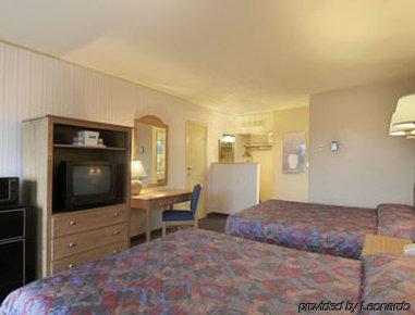 Budget Inn/ Нейтик Стая снимка